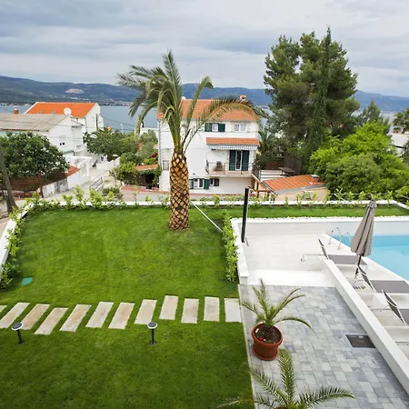 Апартаменты Bago *