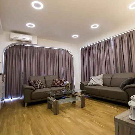 Bago Appartement Arbanija