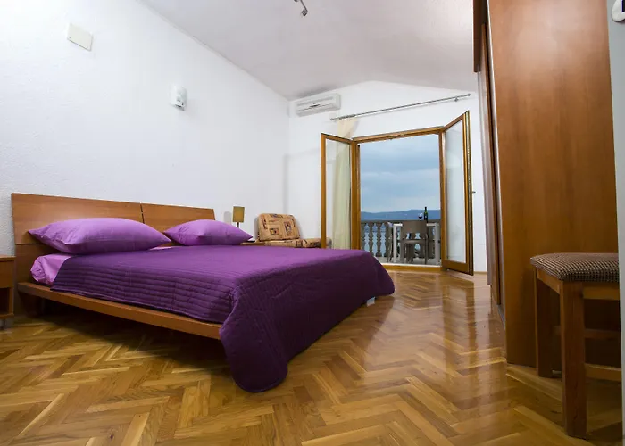 شقة Bago تروغير