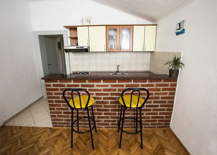 Bago شقة تروغير