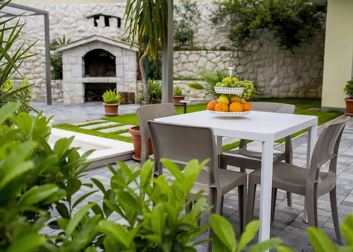 Bago شقة تروغير