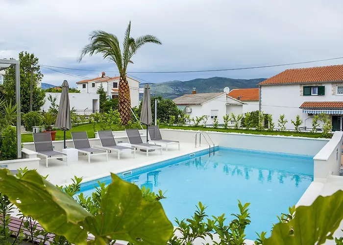 شقة Bago تروغير