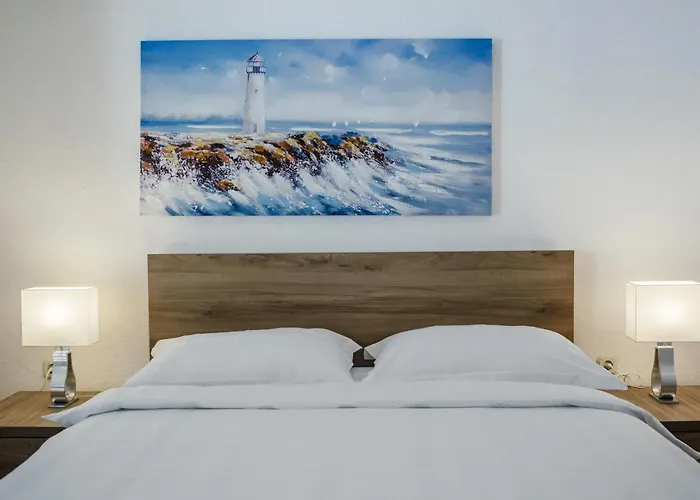 شقة Bago تروغير