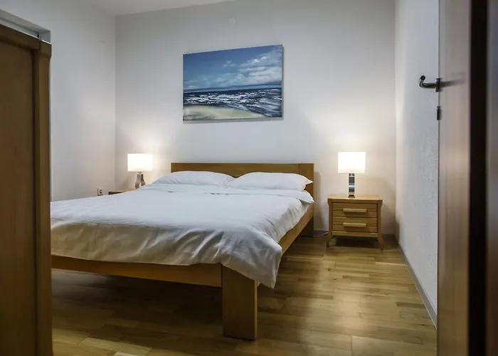 Bago شقة تروغير