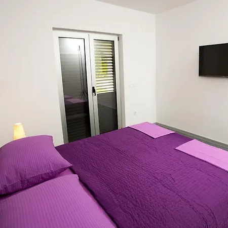 Apartment Bago *