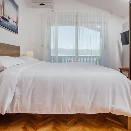Bago Apartment *