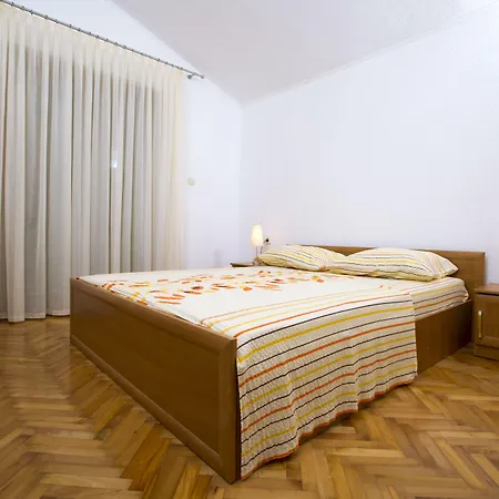 Διαμέρισμα Bago Τρογκίρ